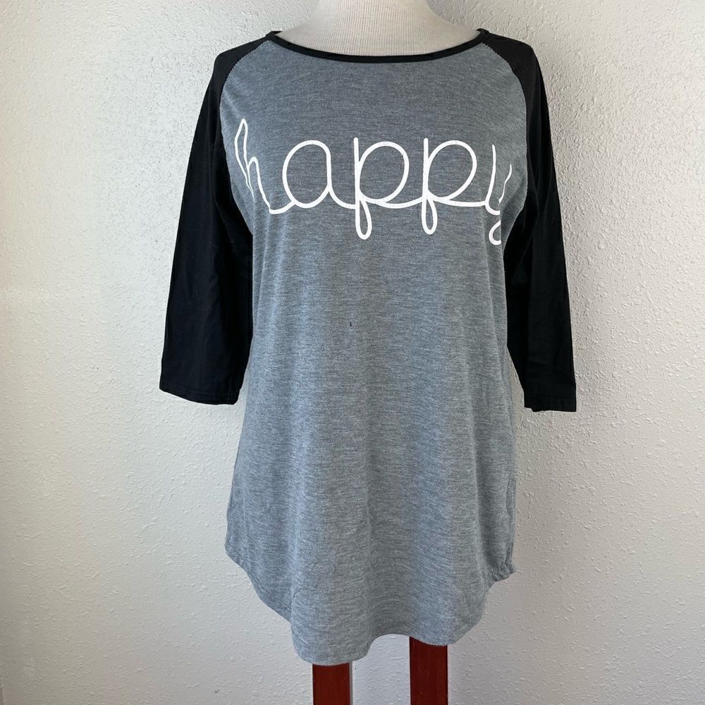 Happy Short Sleeve T-Shirt Size M EUC